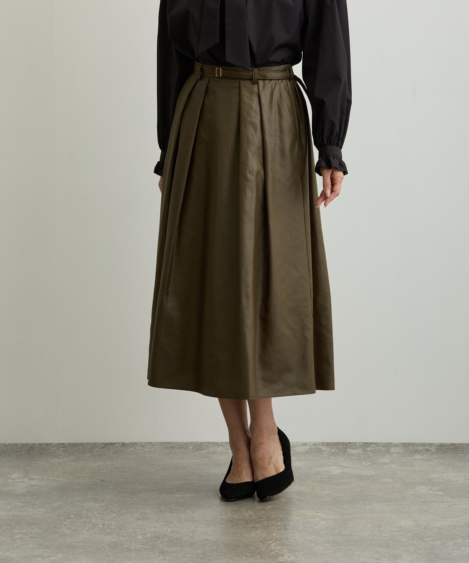 タックフレアグロッシースカート【日本製】 – Ifemelu/DoublefaceTokyo