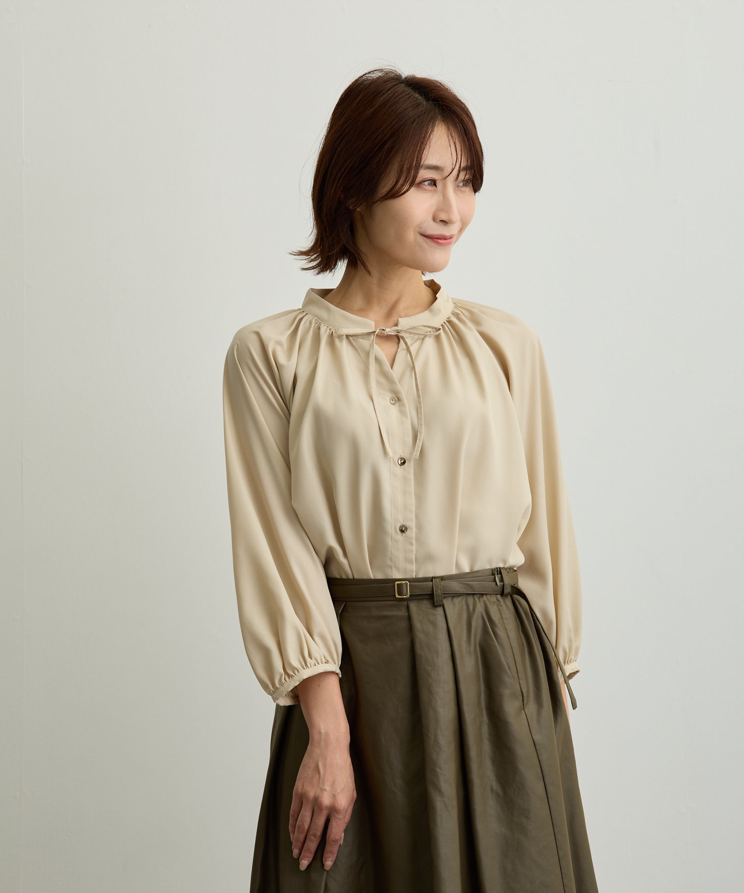 ラグランギャザーフロントリボンブラウス【日本製】 – Ifemelu