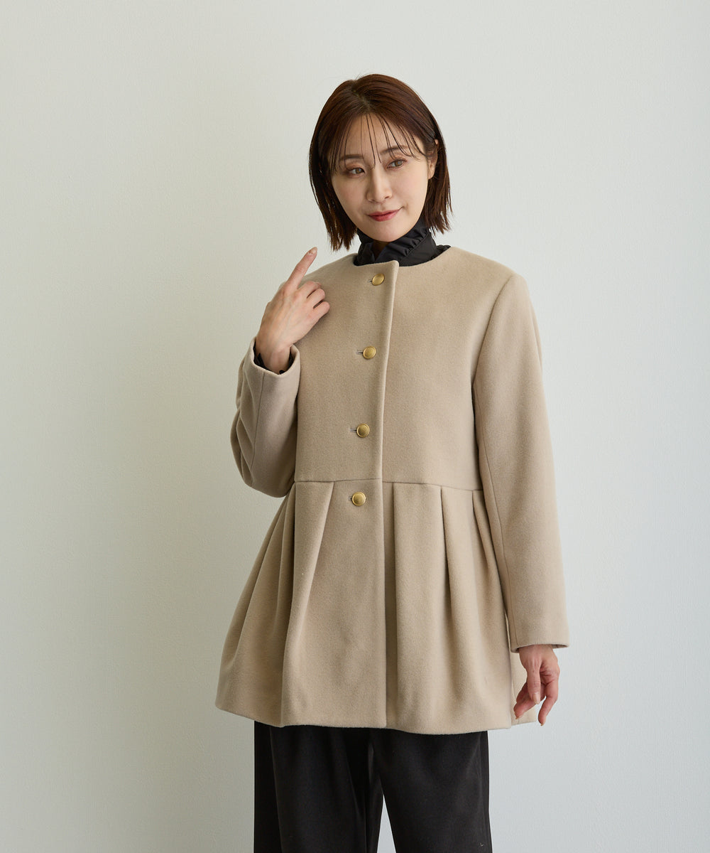 ペプラムノーカラーコート/ベージュ【日本製】 – Ifemelu