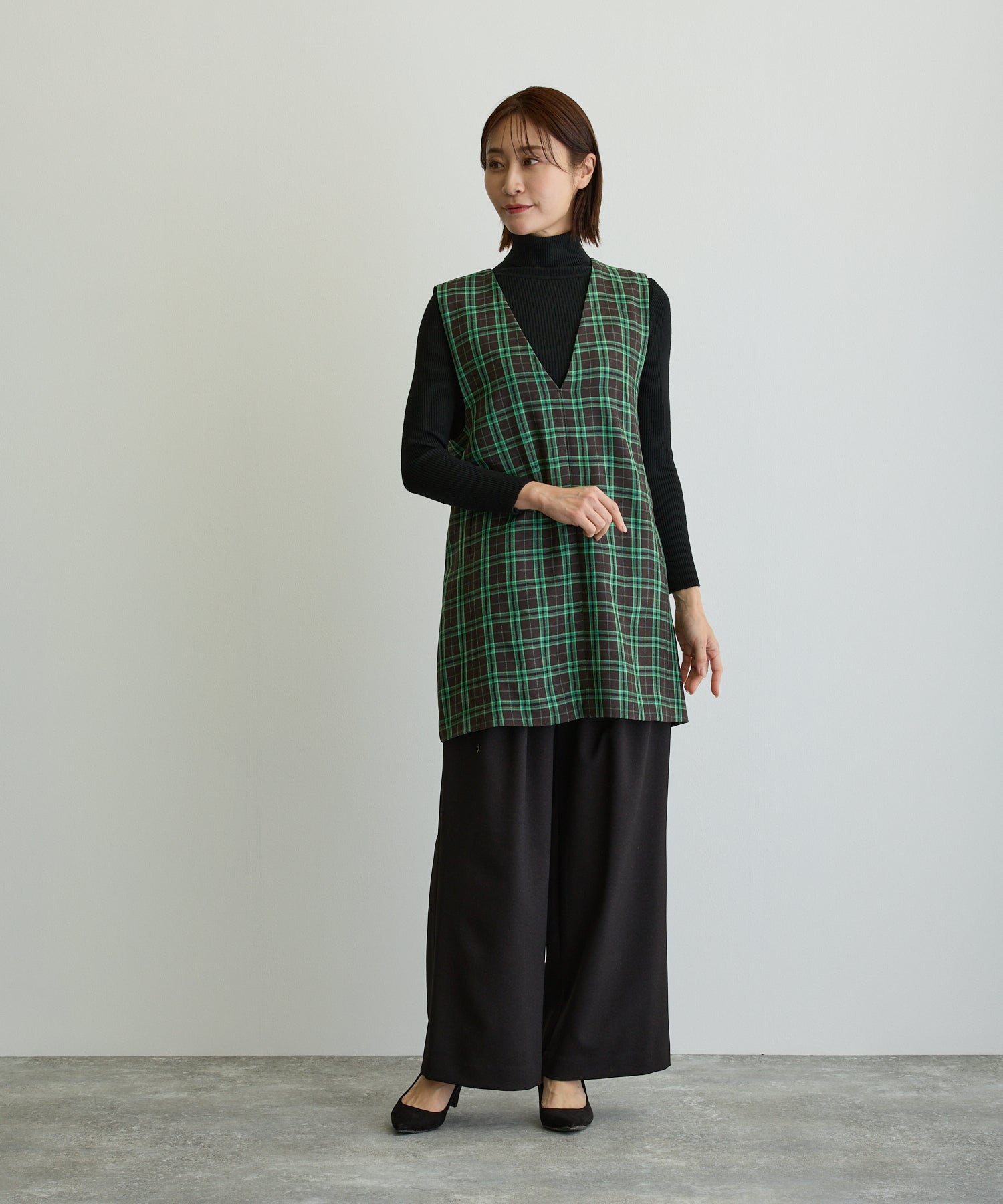 Vネックチェックミニワンピース/ブラウン×グリーン【日本製