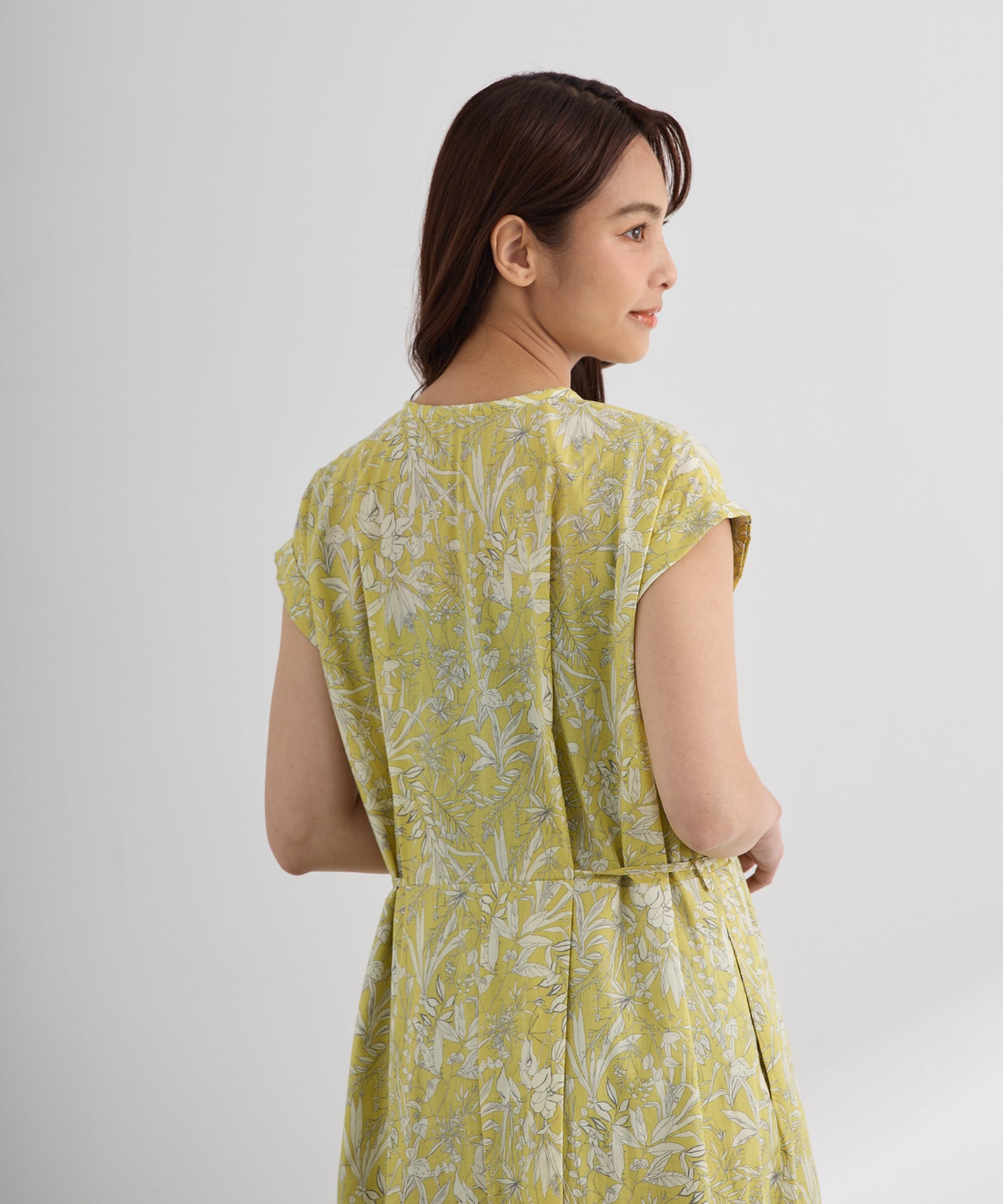 ボタニカルプリントウエストリボンワンピース【日本製】 – Ifemelu