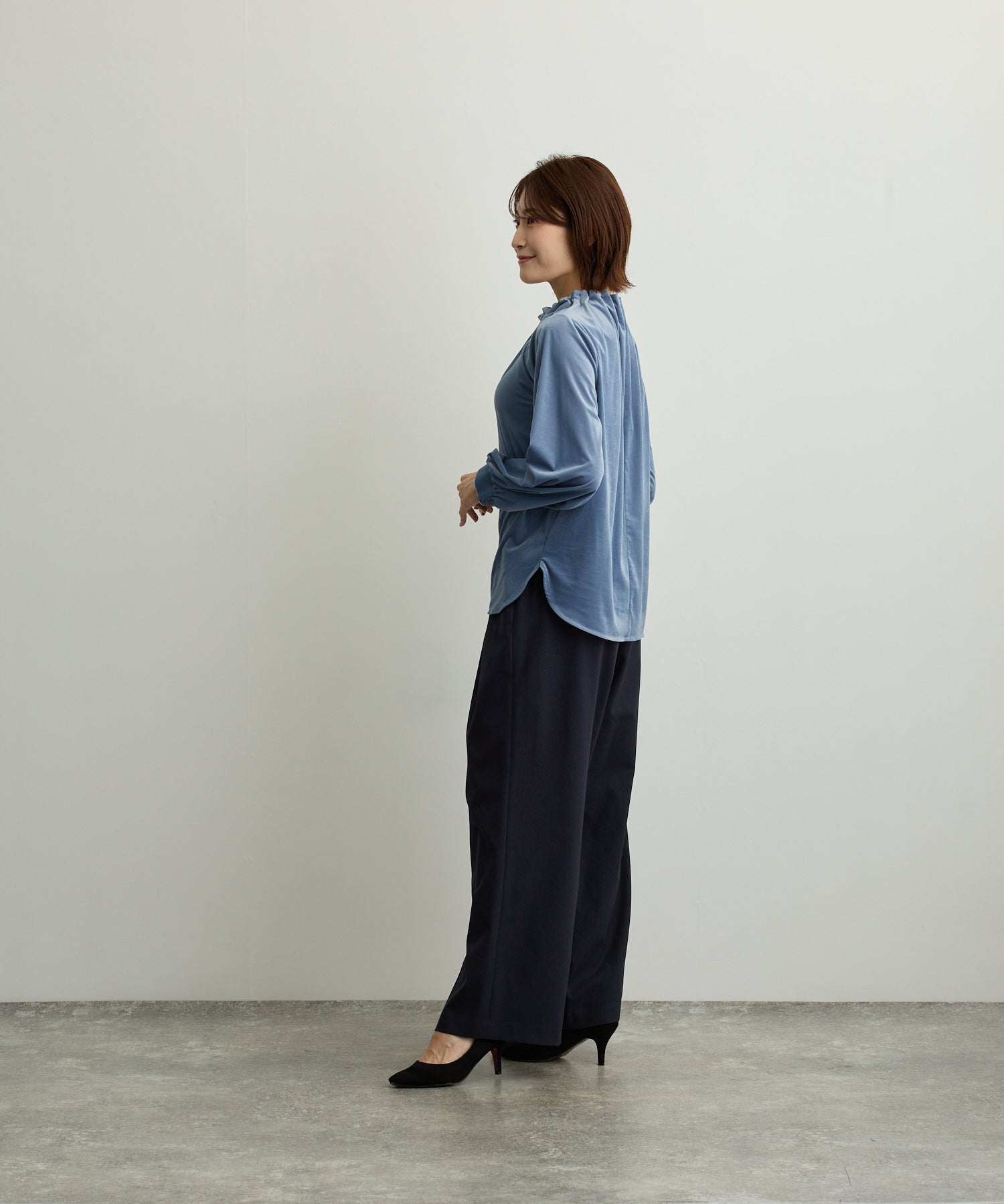 ベロアハイネックゴムギャザーブラウス【日本製】