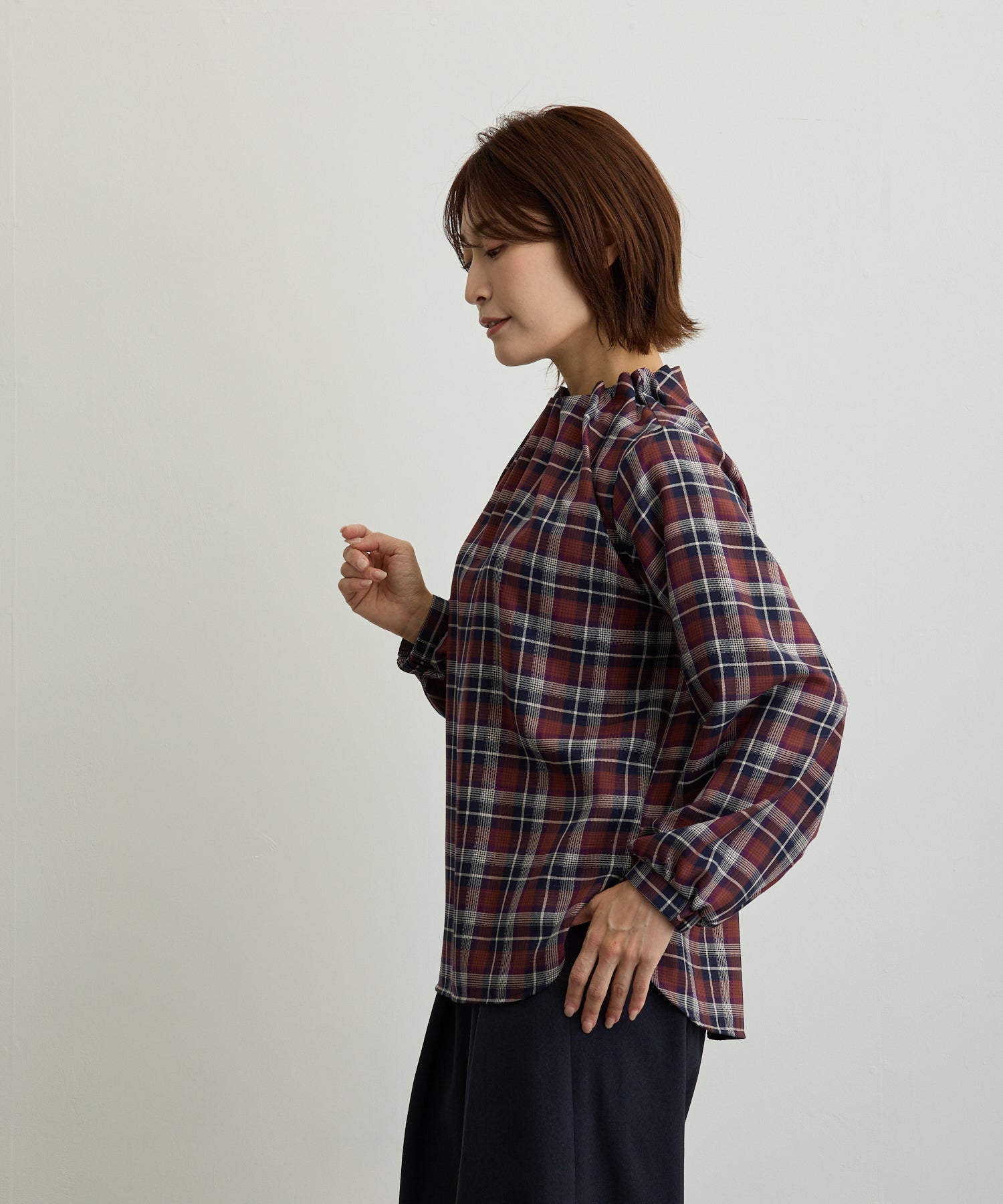 チェックハイネックゴムギャザーブラウス【日本製】