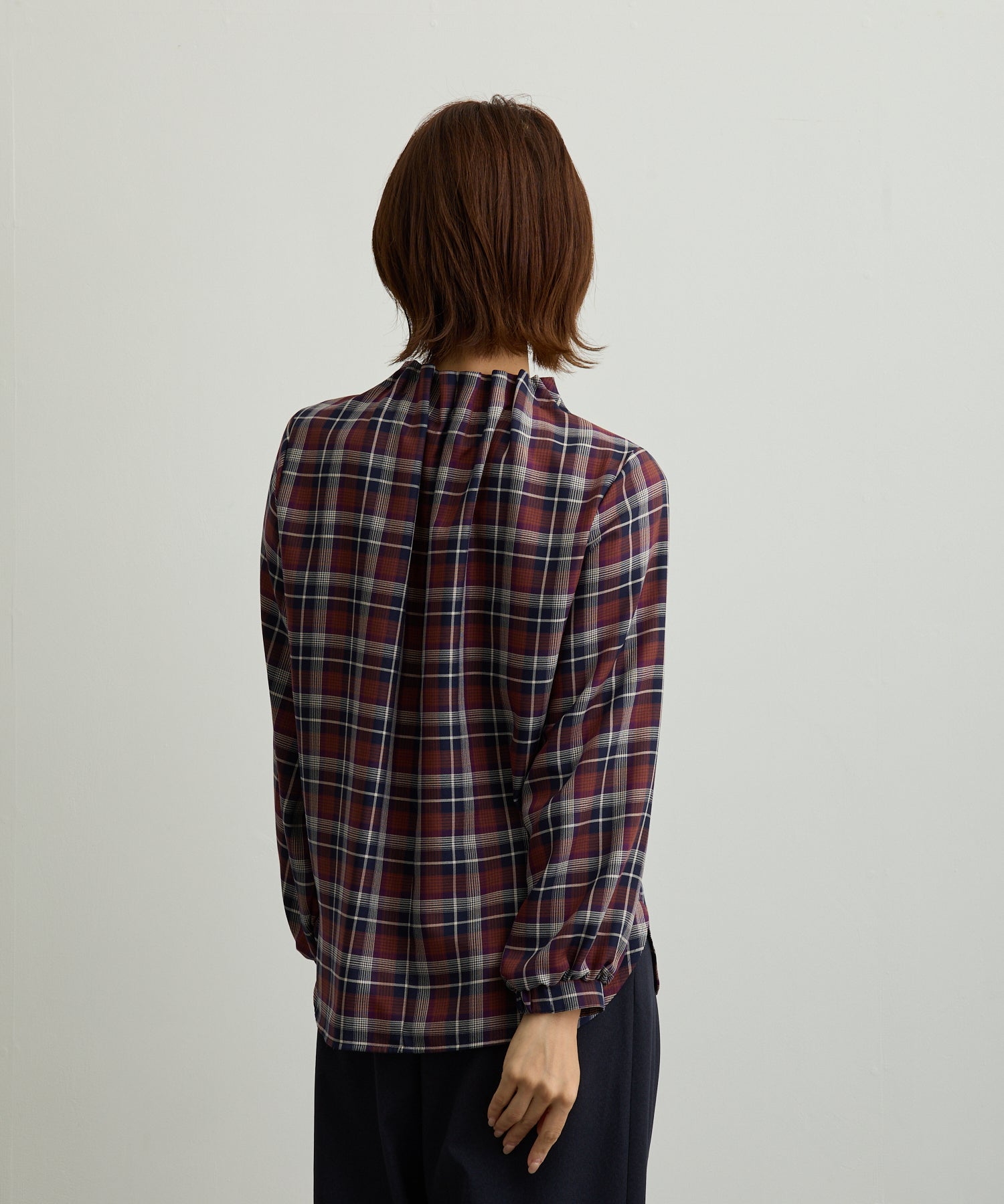 チェックハイネックゴムギャザーブラウス【日本製】