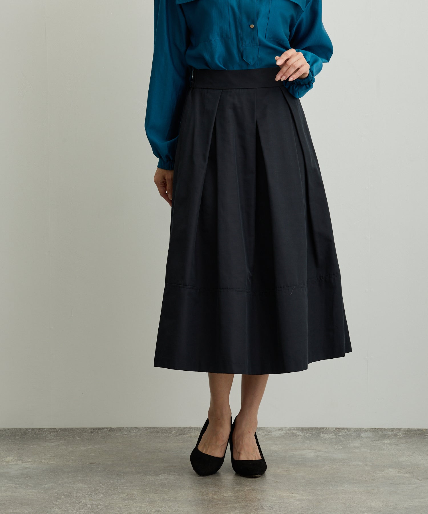 グログラン裾切替タックフレアスカート【日本製】 – Ifemelu