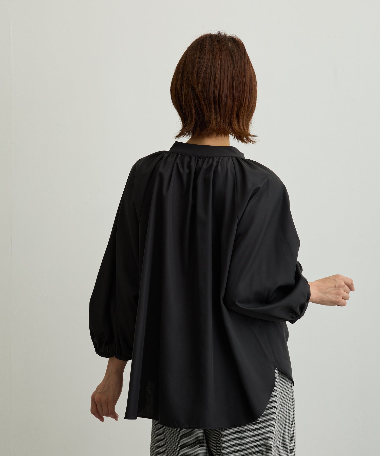 ラグランギャザーフロントリボンブラウス【日本製】