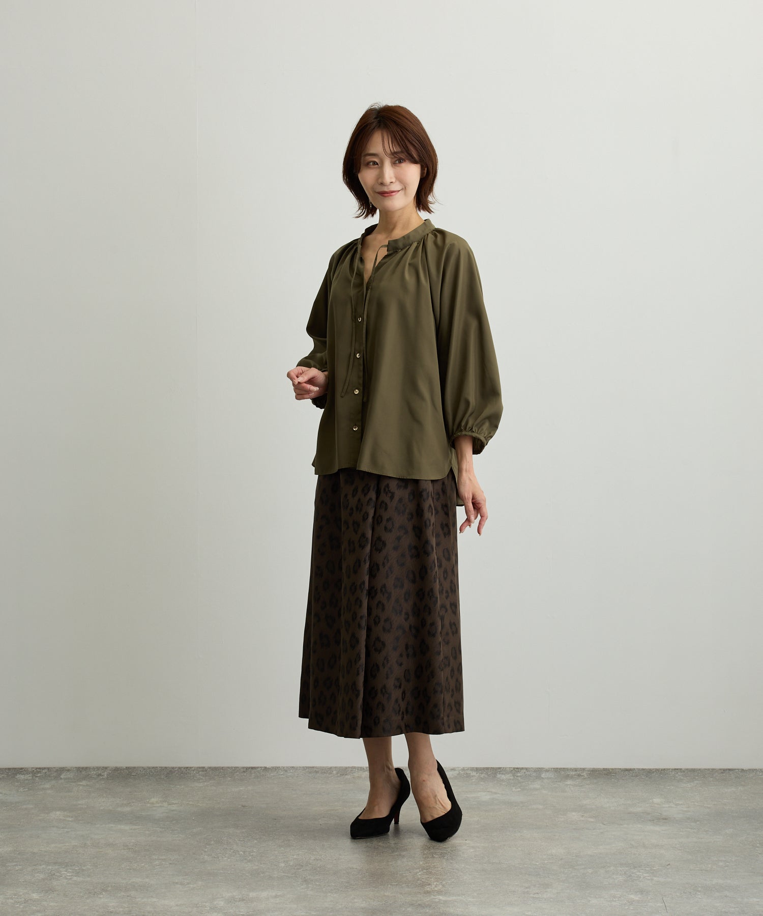 ラグランギャザーフロントリボンブラウス【日本製】