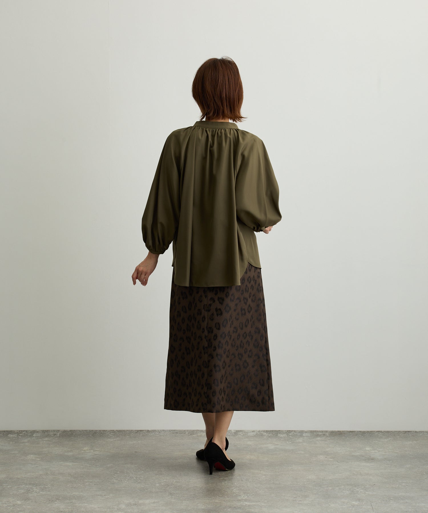 ラグランギャザーフロントリボンブラウス【日本製】