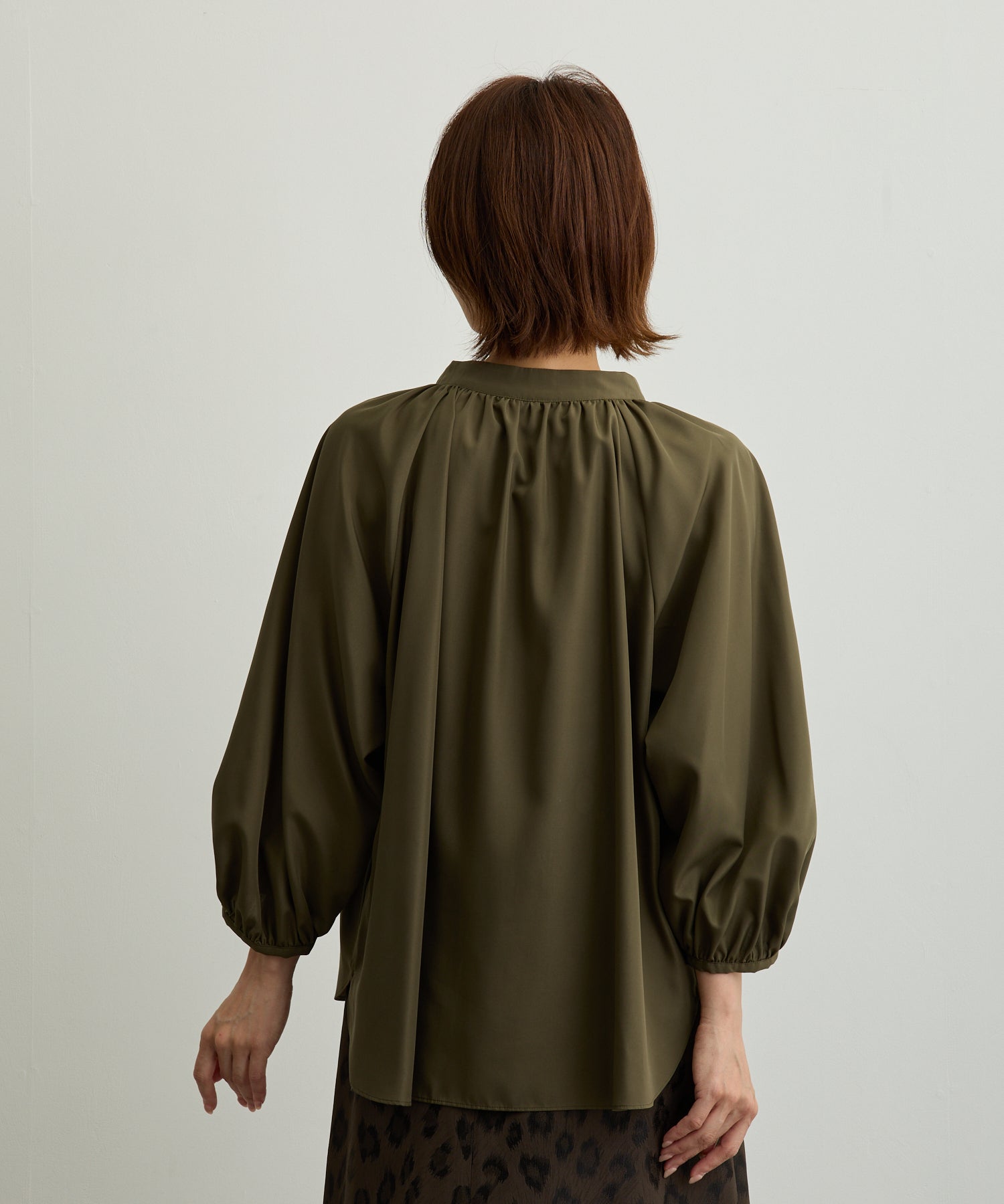 ラグランギャザーフロントリボンブラウス【日本製】