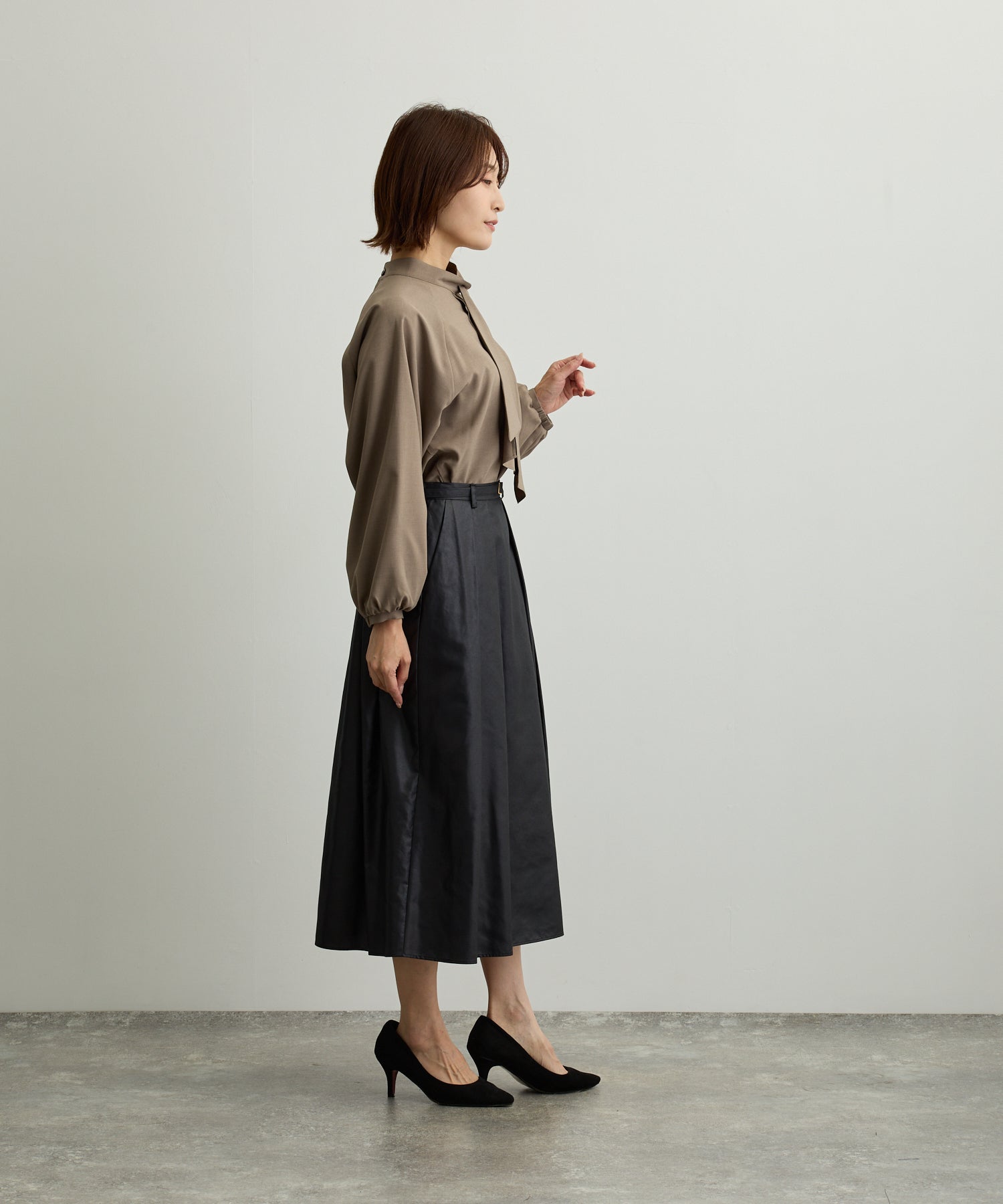 ラグランスリーブスカーフタイブラウス【日本製】