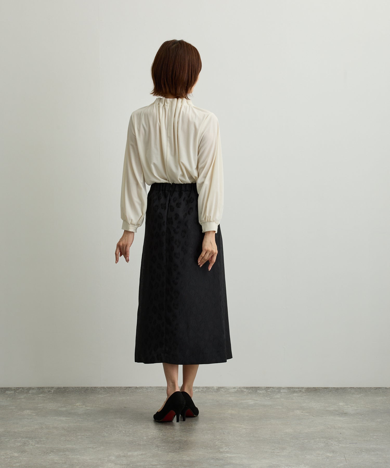 ベロアハイネックゴムギャザーブラウス【日本製】