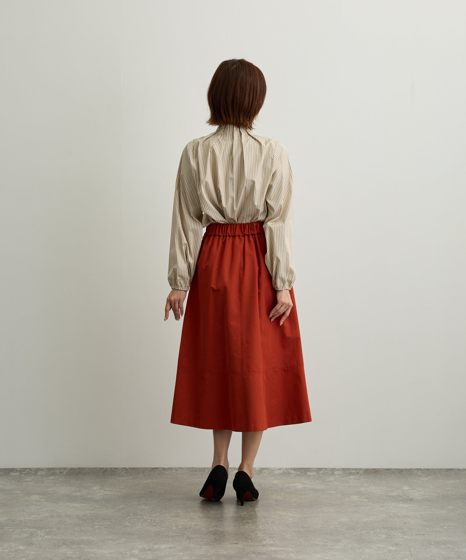 ハイネックタックリボンストライプブラウス【日本製】