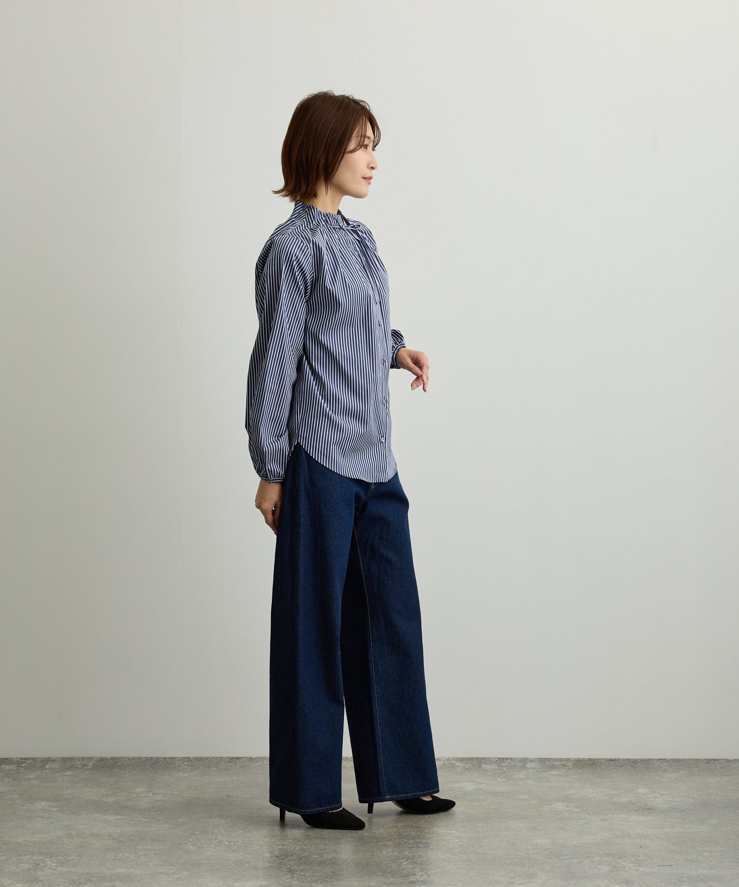 ハイネックタックリボンストライプブラウス【日本製】