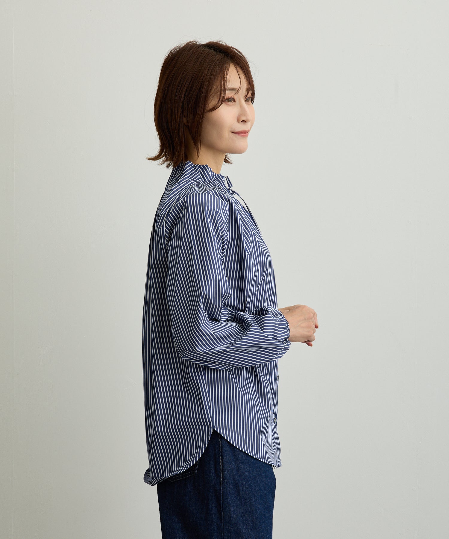 ハイネックタックリボンストライプブラウス【日本製】