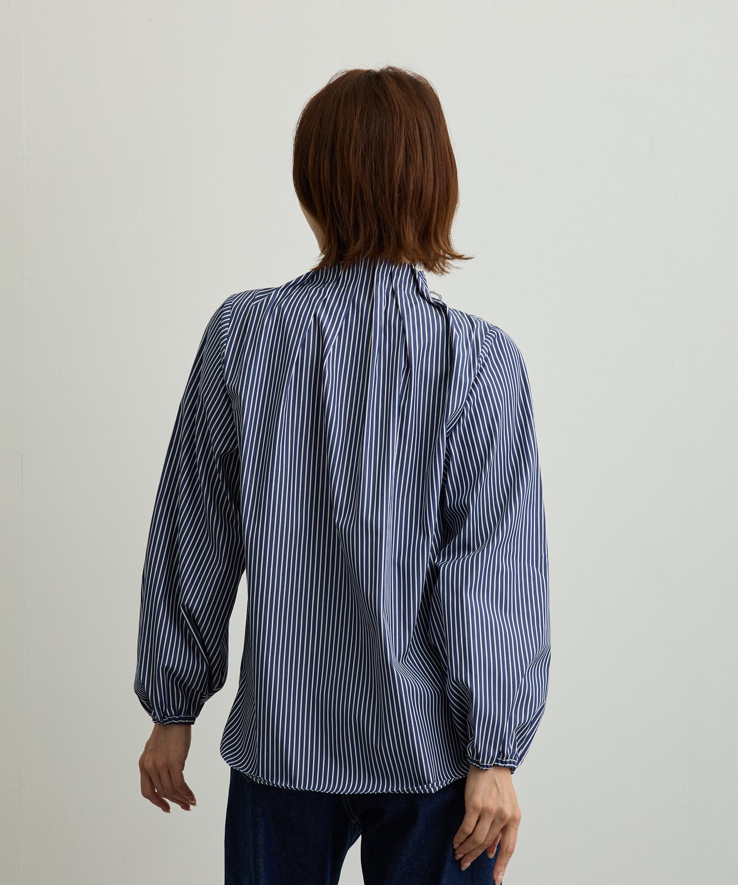 ハイネックタックリボンストライプブラウス【日本製】