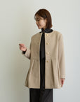 ペプラムノーカラーコート/ベージュ【日本製】
